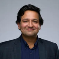 Profile photo of Humza Khan