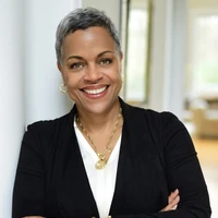 Profile Photo for Linda Elam